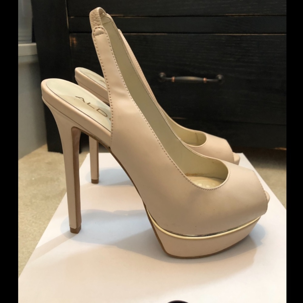ALDO Peep toe heels